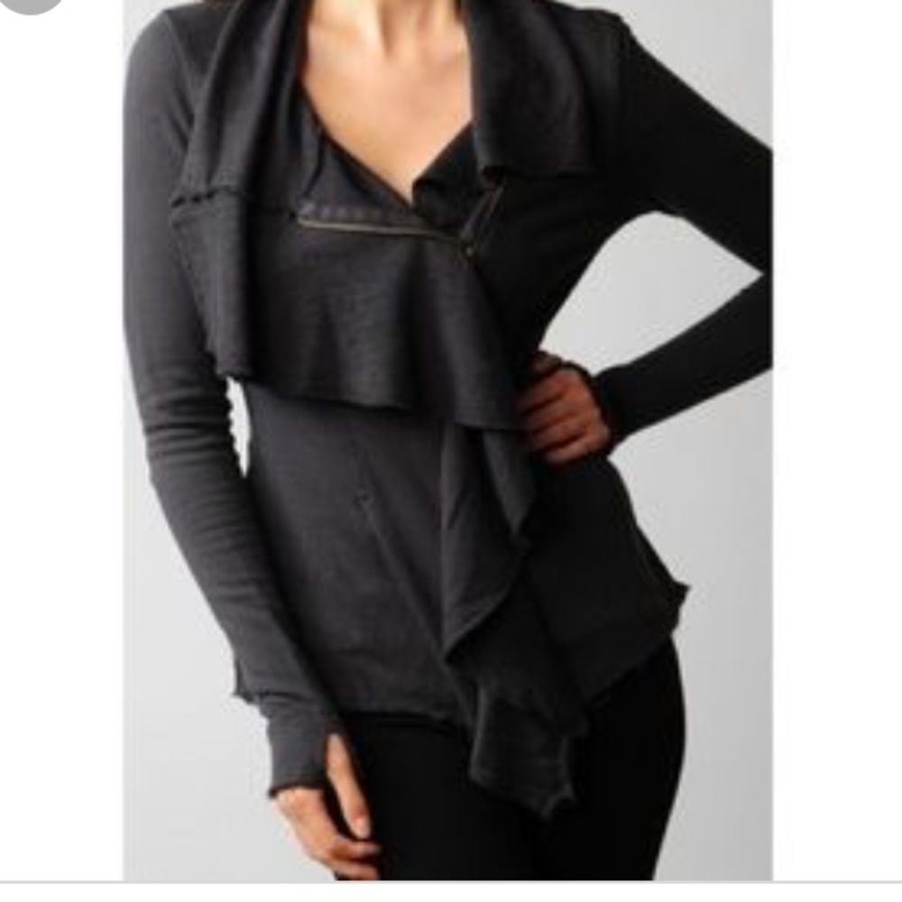 Free people zip up